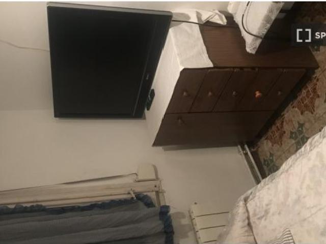 Habitación en piso compartido en L' Hospitalet de Llobregat