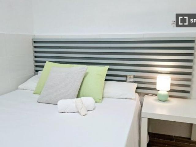 Habitación en piso compartido en L' Hospitalet de Llobregat