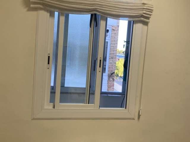 Habitación en piso compartido en La Bordeta, Barcelona