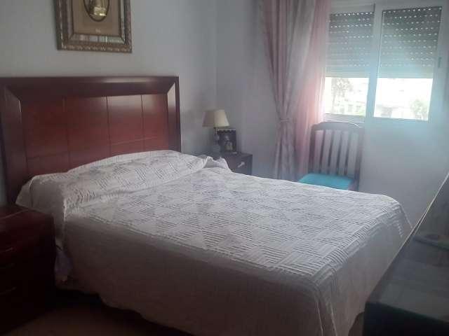 Habitación en piso compartido en Los Carteros, Sevilla