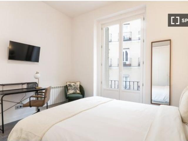 Habitación en piso compartido en madrid