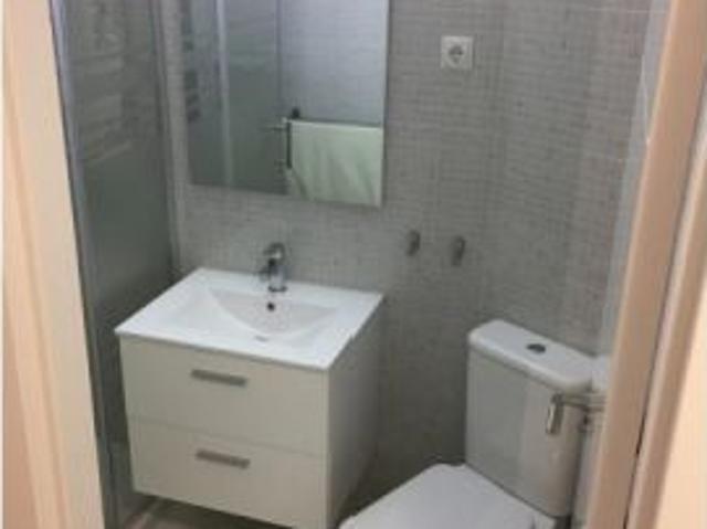 Habitación en piso compartido en madrid
