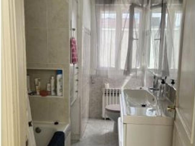 Habitación en piso compartido en madrid