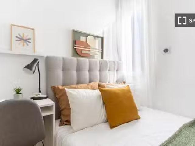 Habitación en piso compartido en madrid
