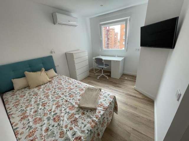 Habitación en piso compartido en madrid