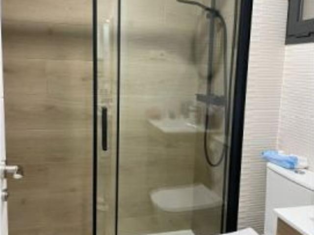 Habitación en piso compartido en madrid