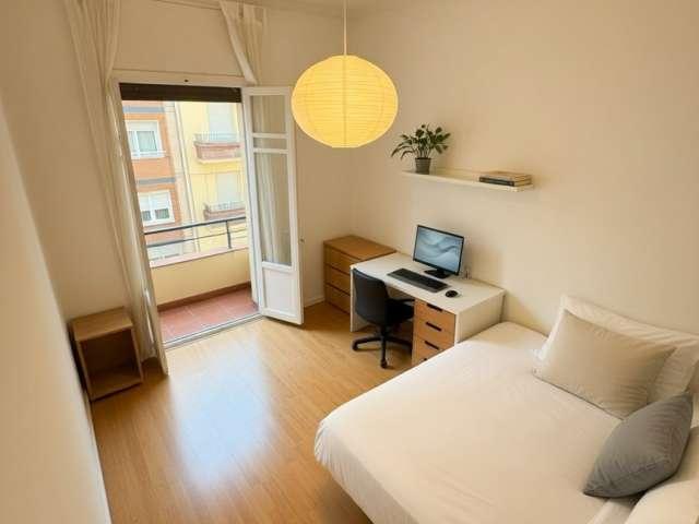 Habitación en piso compartido en madrid