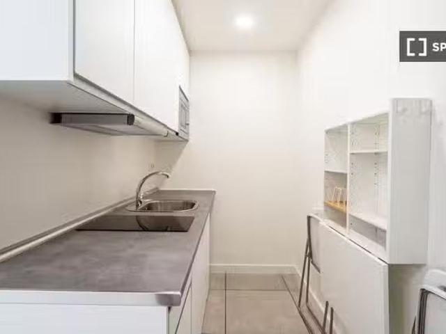 Habitación en piso compartido en madrid