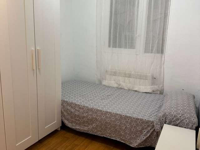 Habitación en piso compartido en madrid