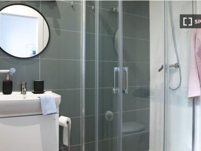 Habitación en piso compartido en madrid