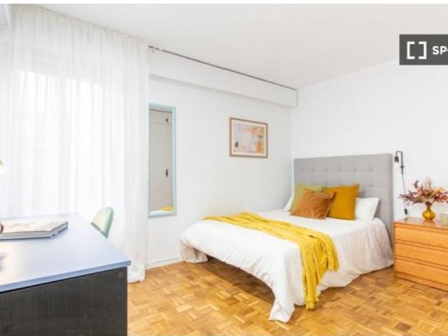 Habitación en piso compartido en madrid