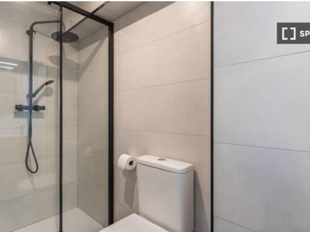 Habitación en piso compartido en madrid