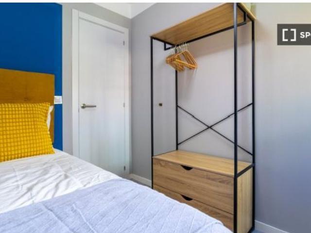 Habitación en piso compartido en madrid