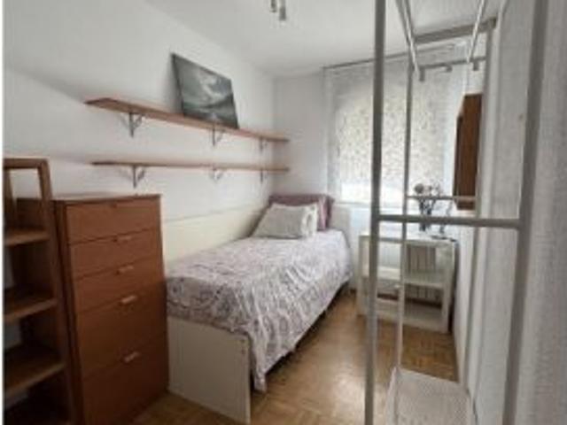 Habitación en piso compartido en madrid