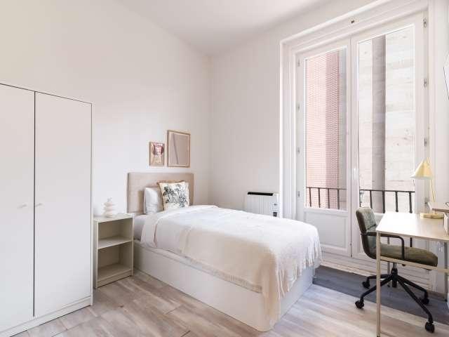 Habitación en piso compartido en madrid