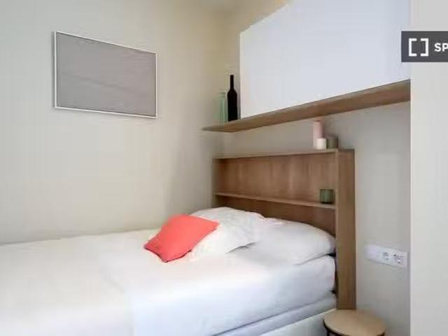 Habitación en piso compartido en madrid