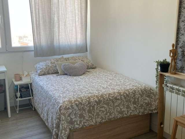 Habitación en piso compartido en madrid