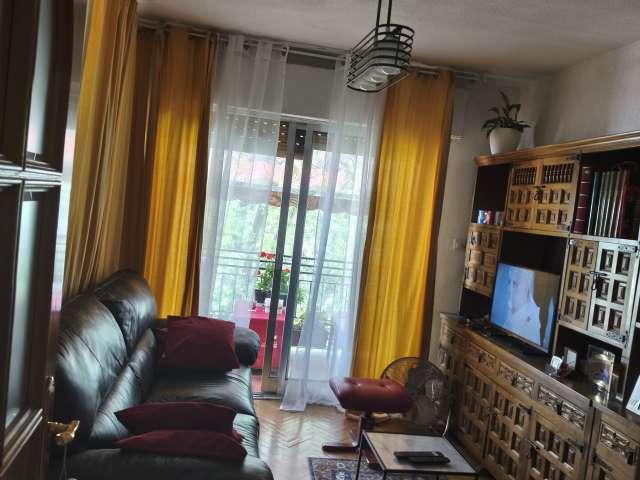 Habitación en piso compartido en madrid