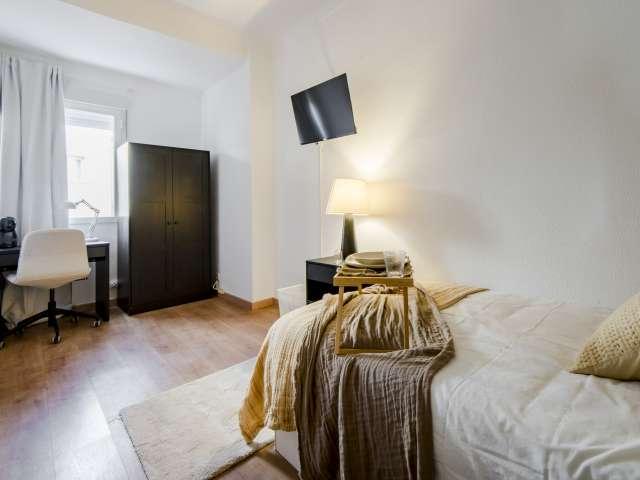 Habitación en piso compartido en madrid