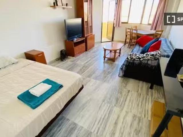 Habitación en piso compartido en Málaga