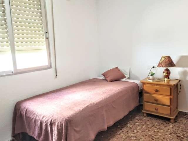 Habitación en piso compartido en Montcada, Valencia