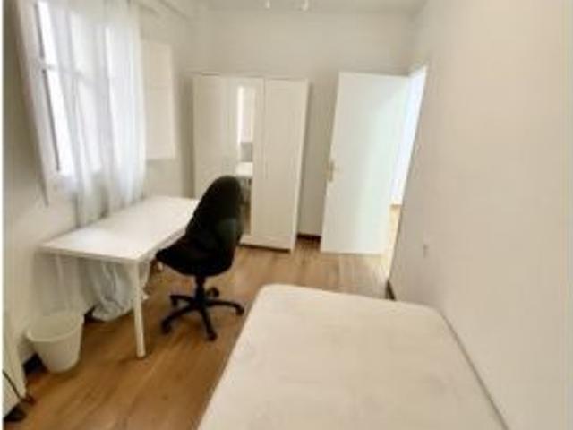 Habitación en piso compartido en Murcia
