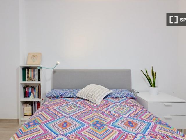 Habitación en piso compartido en Nou Moles, Valencia