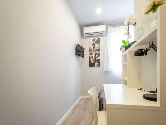 Habitación en piso compartido en Numancia, Madrid