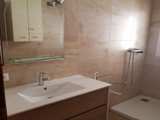 Habitación en piso compartido en Pajaritos Plaza de Toros