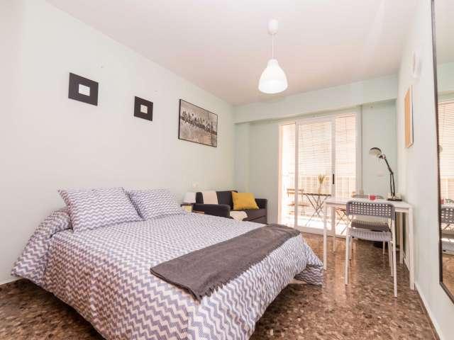 Habitación en piso compartido en Penya Roja, Valencia