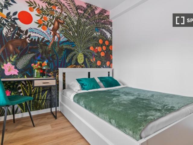 Habitación en piso compartido de 5 habitaciones en Porta, Barcelona