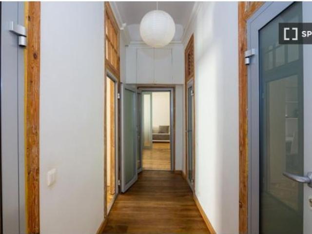 Habitación en piso compartido en Riga