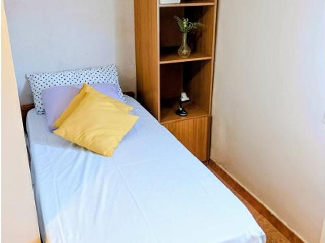 Habitación en piso compartido en sant cugat del vallès