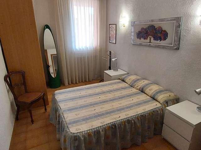 Habitación en piso compartido en Sant Just Desvern, Barcelona