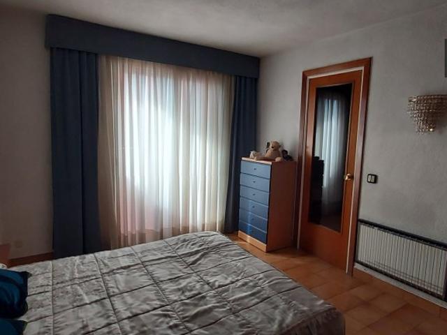 Habitación en piso compartido en Sant Just Desvern, Barcelona