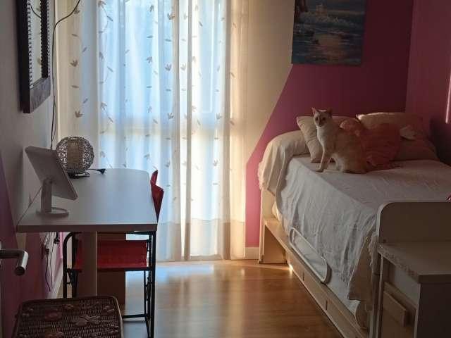 Habitación en piso compartido en Santa Clara, Sevilla