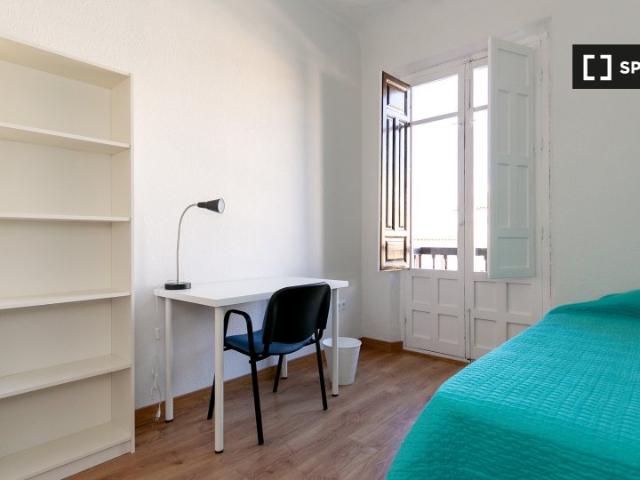Habitación en piso compartido en San Ildefonso, Granada