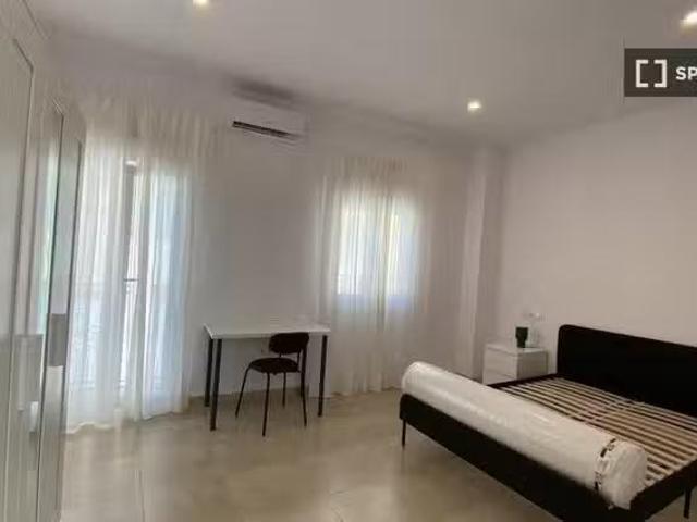 Habitación en piso compartido en San Lorenzo, Sevilla