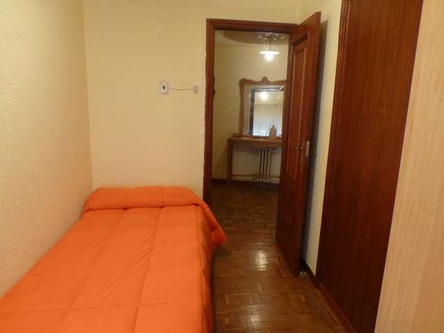 Habitación en piso compartido en Salamanca