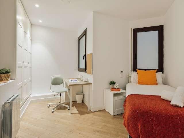 Habitación en piso compartido, l'Antiga Esquerra, Barcelona