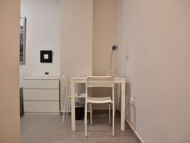 Habitación en piso compartido, Russafa, Valencia