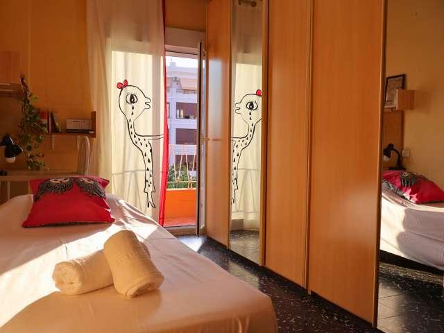 Habitación en piso de 3 habitaciones en alquiler en La Roqueta, Valencia