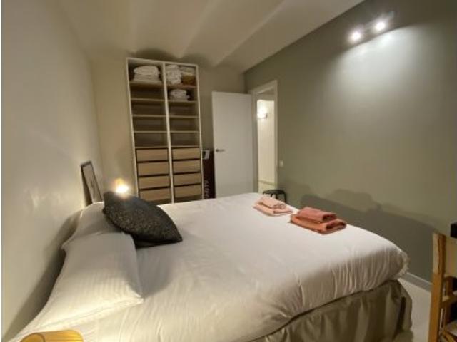 Habitación en piso de 3 habitaciones, Sant Pere Santa Caterina i la Ribera