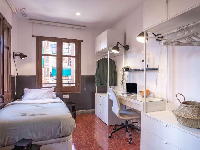 Habitación en piso de 15 habitaciones, Camp d'en Grassot i Gracia Nova