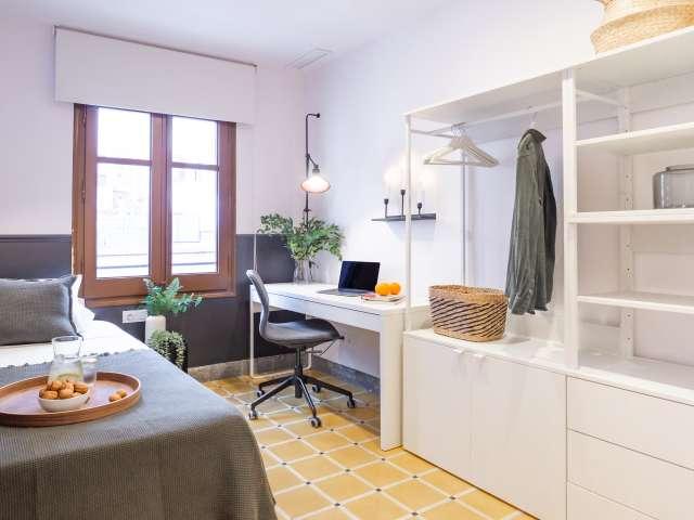 Habitación en piso de 15 habitaciones, Camp d'en Grassot i Gracia Nova