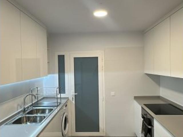 Habitación en piso de 7 habitaciones en alquiler en Triana, Las Palmas