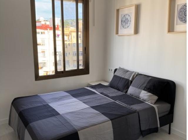 Habitación en piso compartido de 4 habitaciones en Sant Antoni