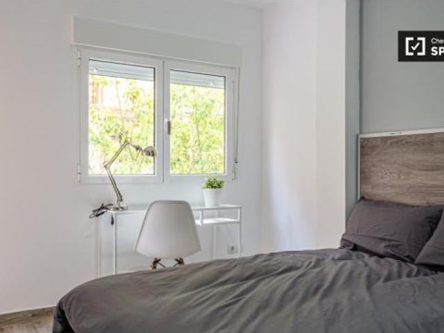 Habitación en piso de 5 dormitorios en Algirós, Valencia