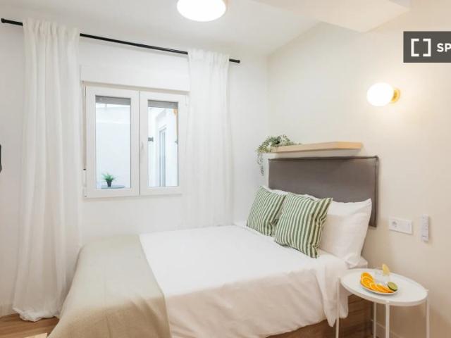Habitación en piso compartido en alquiler en Nou Moles, Valencia