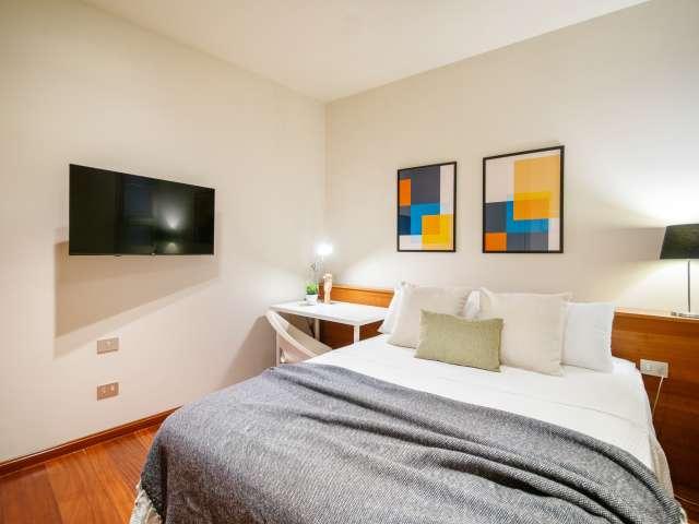 Habitación en piso de 8 habitaciones en alquiler en Vila de Gràcia